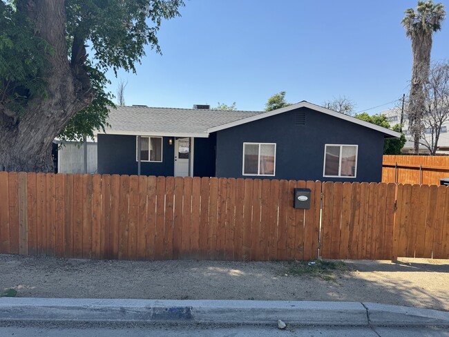 Photo - 3305 San Dimas St House