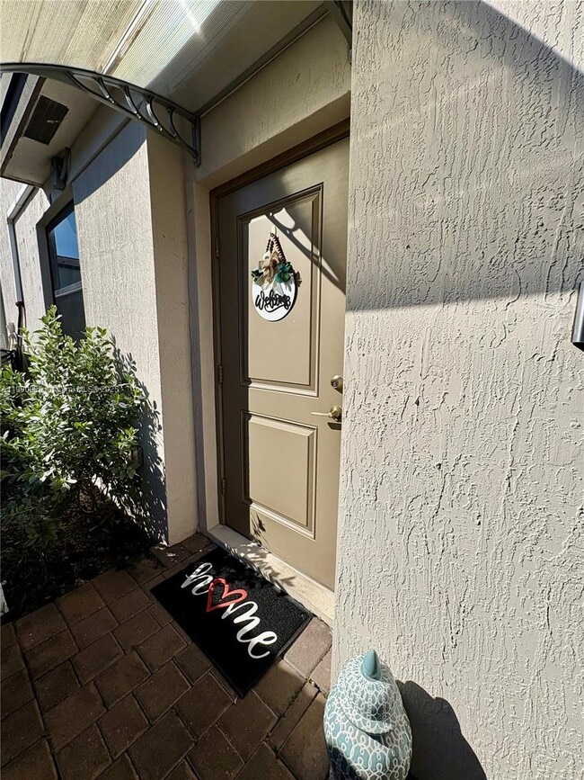 Building Photo - 12950 SW 229th Ter Unit 12950