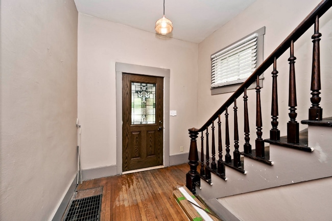 Photo - 269 N Vine St