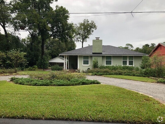 Building Photo - Cute 2 Bedroom Home in San Marco