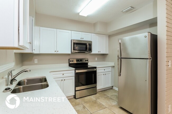 Photo - 11649 Cape Horn Ave