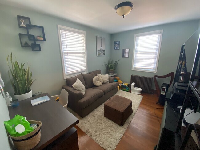 Photo - 3024 Taylor Ave Unit B