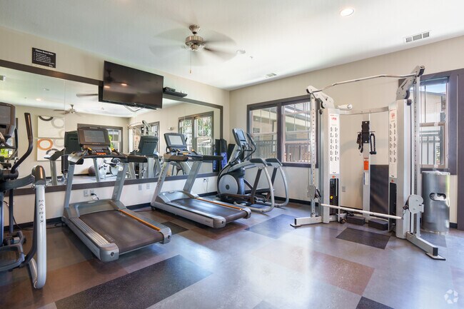 Fitness Center - Alexander Crossing
