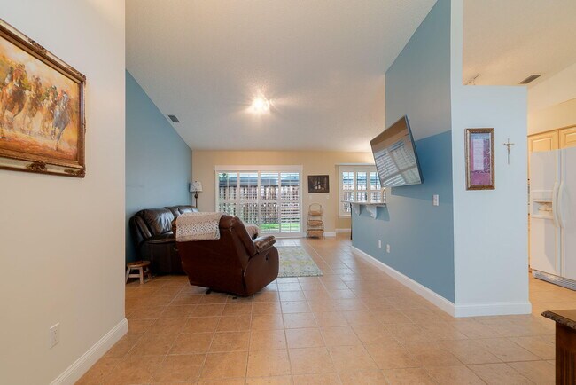 Photo - 1487 Windship Cir