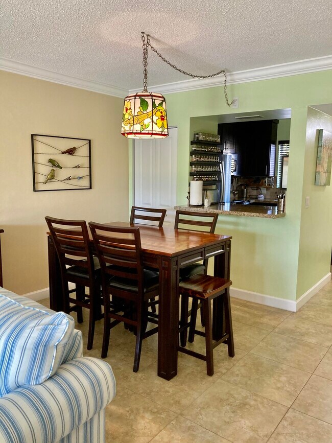 Photo - 912 Pine Dr Unidad 102