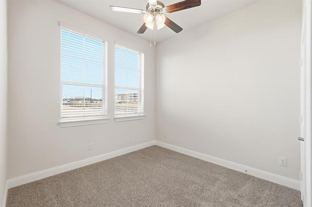 Photo - 1504 Lake District Dr