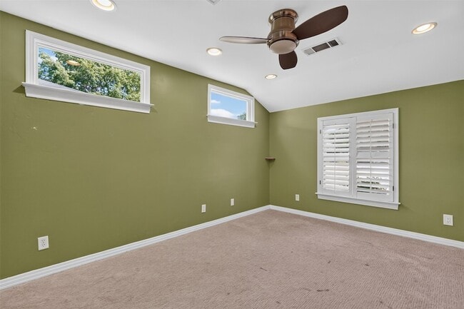Photo - 8515 Midway Rd
