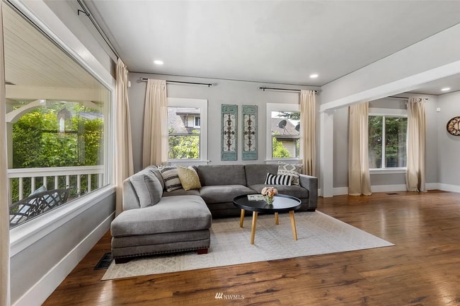 Photo - 4514 S J St
