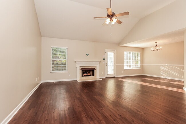 Photo - 1057 Blue Mountain Ln