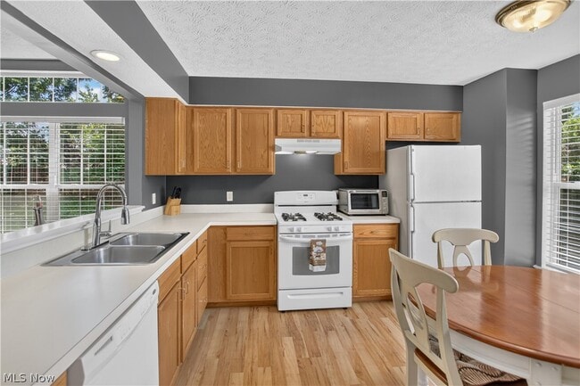 Photo - 1139 Lake Meadow Ln
