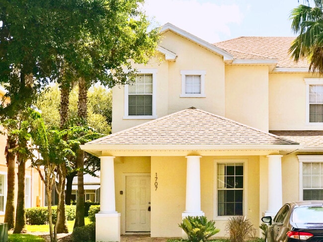 Building Photo - 1707 Retreat Cir Rental