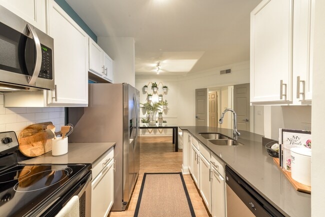 Ample Counter and Cabinet Space