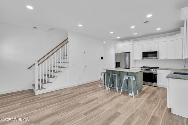 Photo - 45 Borden Ave