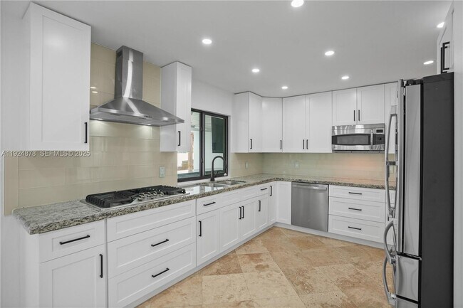 Photo - 19911 SW 82nd Pl