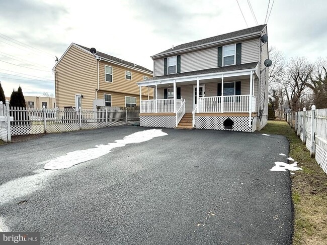 Building Photo - 402 Kiamensi Rd