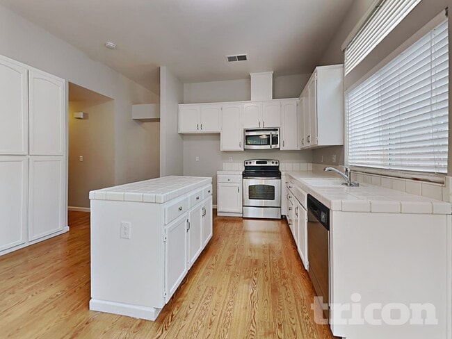 Photo - 1436 Northwood Dr