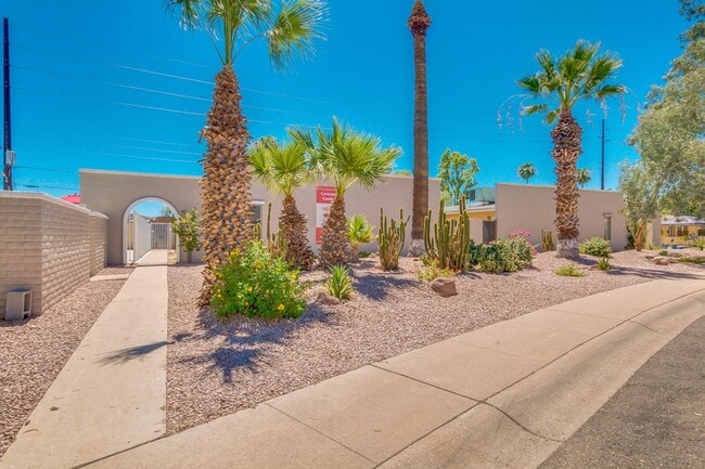 Photo - South Scottsdale - Two Bedroom with $0 Move in Special! Unidad 8627