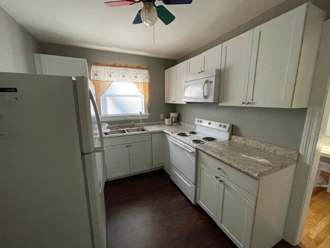 Photo - 200 Braswell St Unit Apartment 1