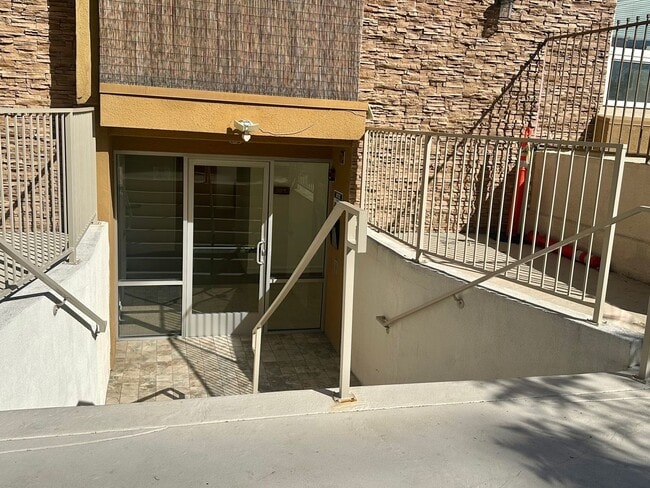 Photo - North Park 2bed/2bath with parking Unit 206