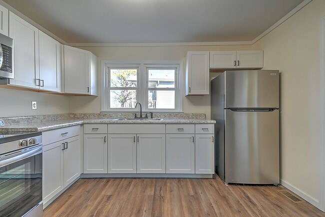 Photo - 502 Colorado St