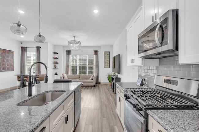 Photo - 4153 Shavano Dr