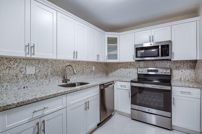 Photo - 8305 SW 72nd Ave Unit 102A