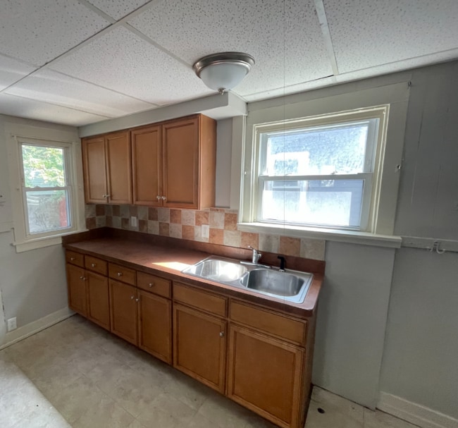 Photo - 14005 Scioto Ave