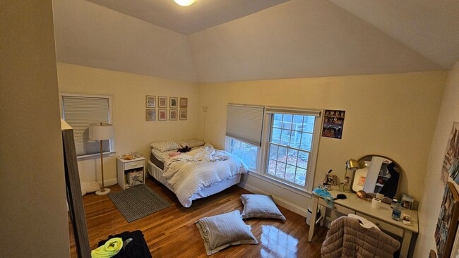 Photo - 50 Greycliff Rd