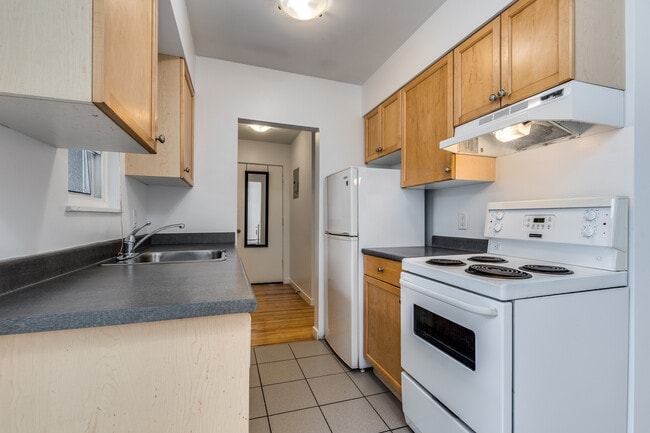 Photo - 1985 W 8th Ave Unit 303