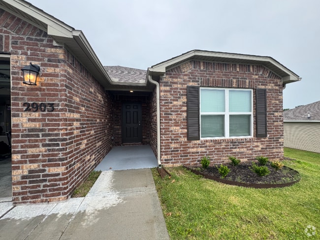 Building Photo - 2903 W McLaren Dr Rental