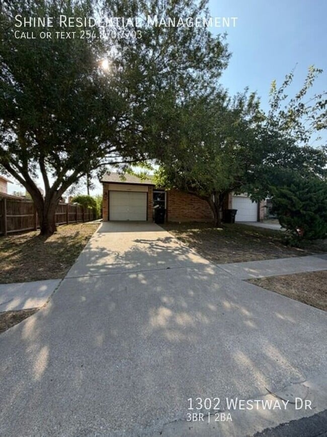 1302 Westway Dr