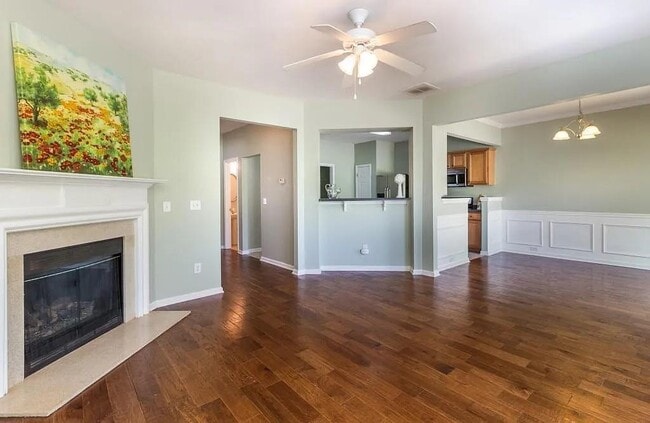 Photo - 5640 Sterling Ct
