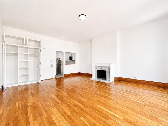 Photo - 302 W 107th St Unit 3A