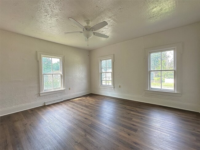 Photo - 336 Meadville St