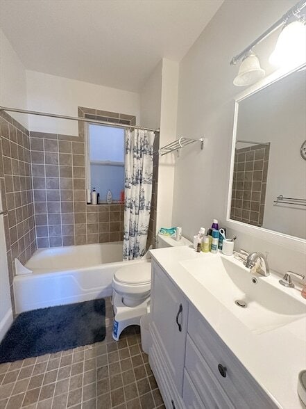 Photo - 520 Beacon St Unit 3E