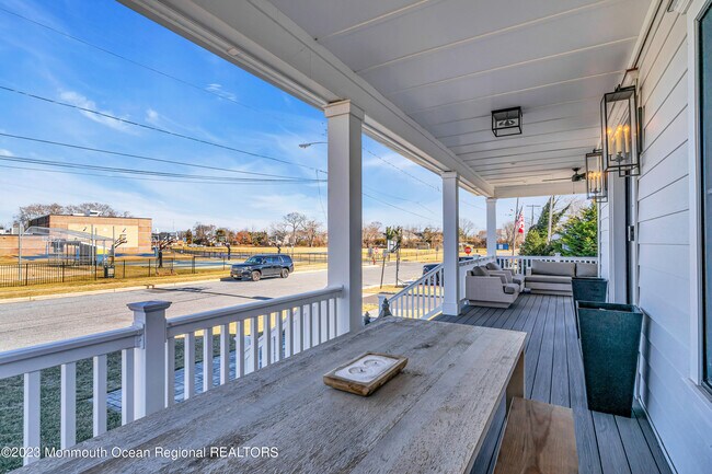 Photo - 605 Passaic Ave