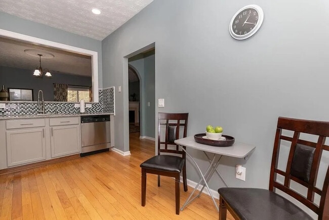 Photo - Room in Townhome on Austin Park Cir