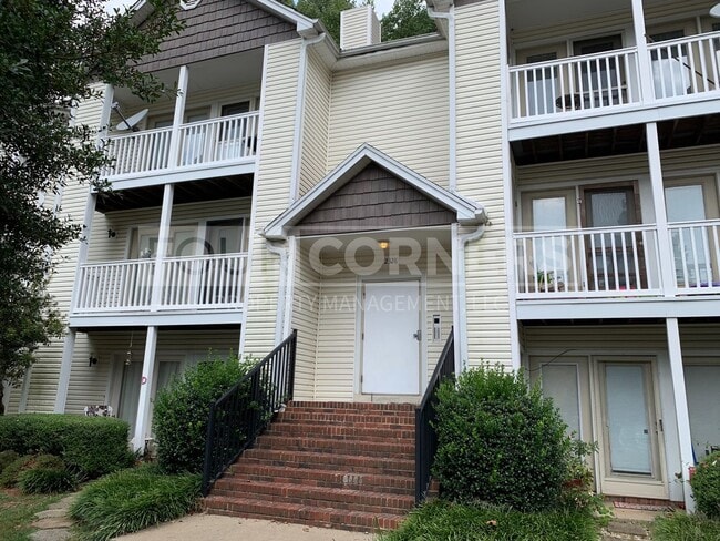 Building Photo - Beautiful 2 Bedroom 2 Bath Condominium Unit G