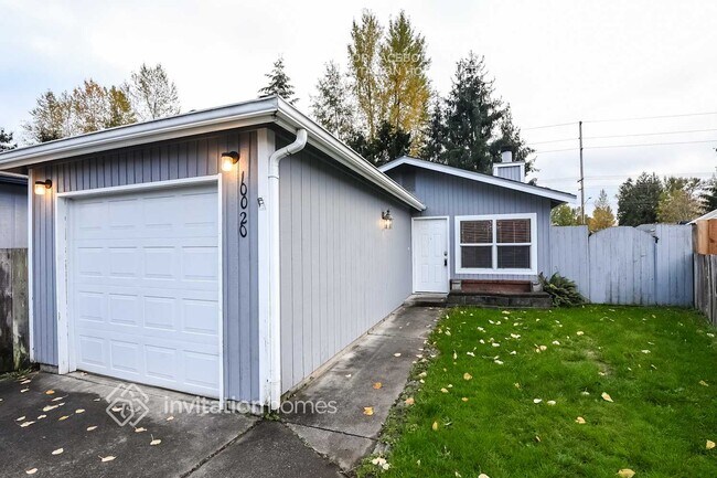 Building Photo - 10020 54th Dr NE