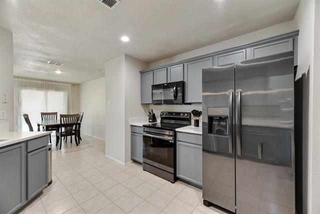1421 Laurel Hall Ln