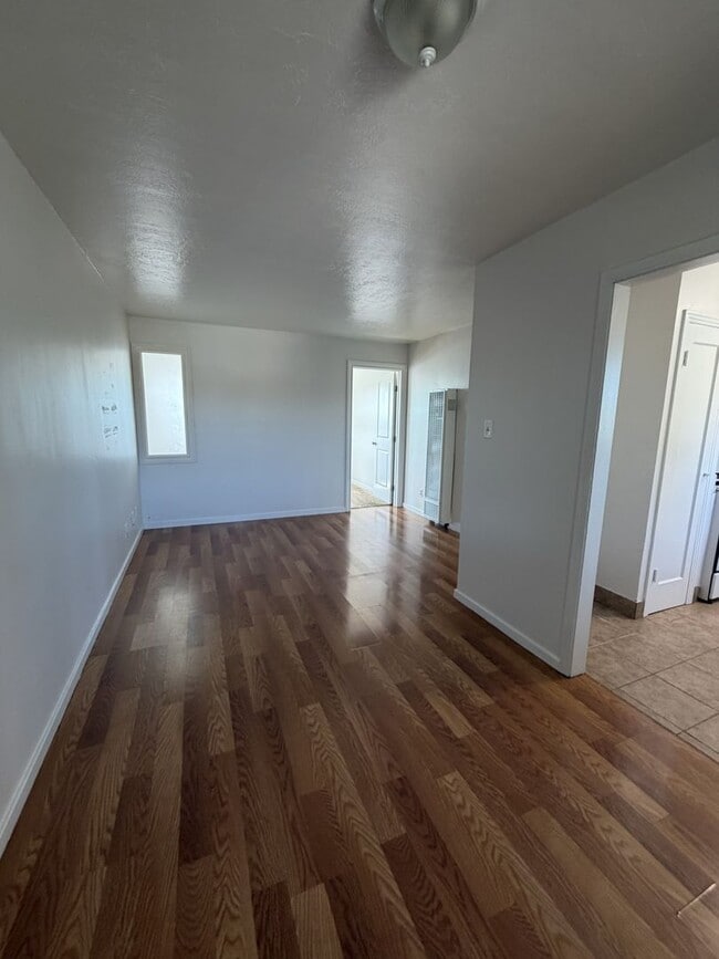 Photo - 902-908 24th Street Unit 904