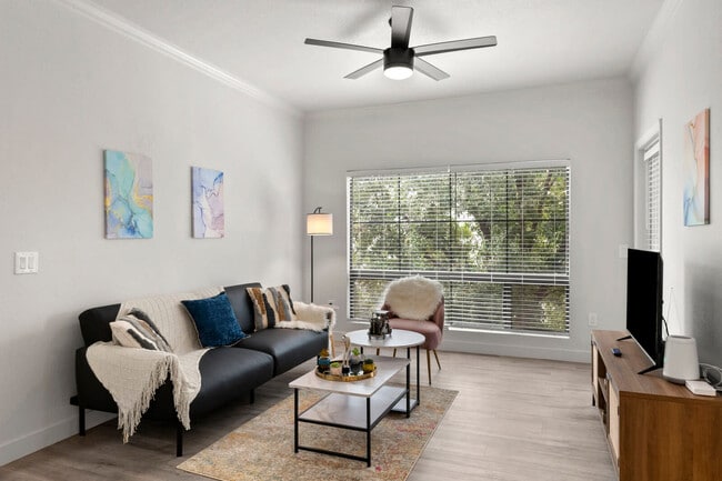 Building Photo - 875 W Pecos Rd Unit ID1014443P Rental
