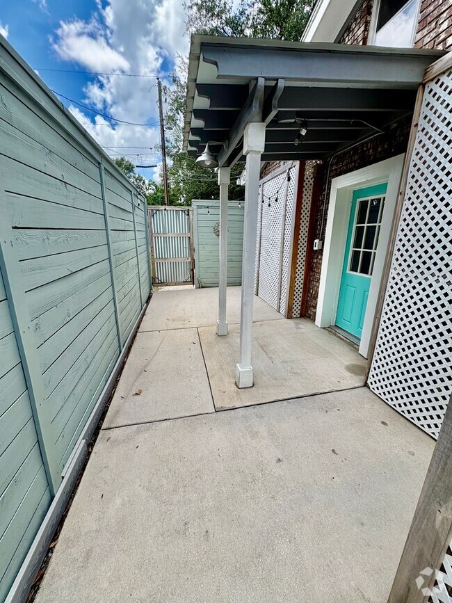 Building Photo - Charming One Bedroom ADU In The Heart Of W... Rental
