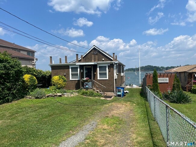 Photo - 130 Cove St