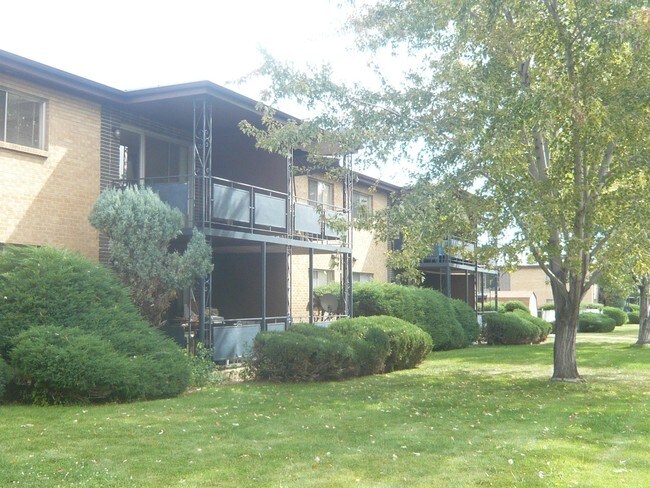 The Enclave at Sloans - The Enclave at Sloans