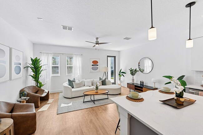 Encanto Isla - Encanto Isla | Townhomes for Rent