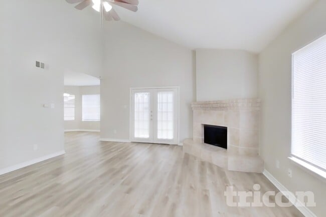 Photo - 13311 Danshire Dr