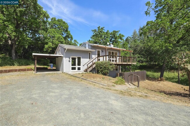 Building Photo - 165 Topaz Ln