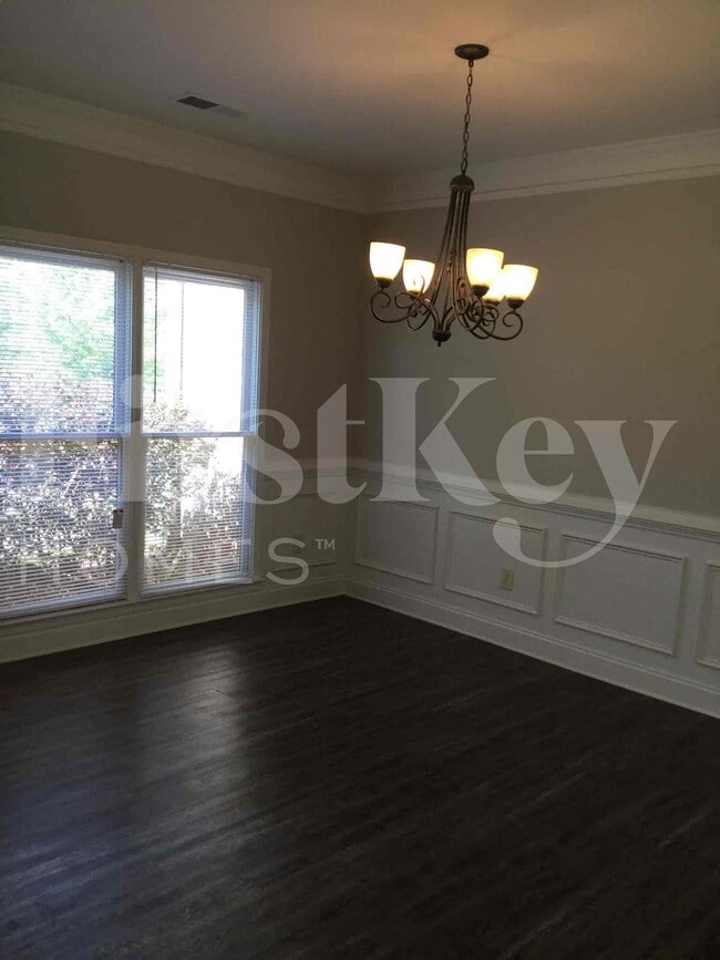 Photo - 109 Janney Cir