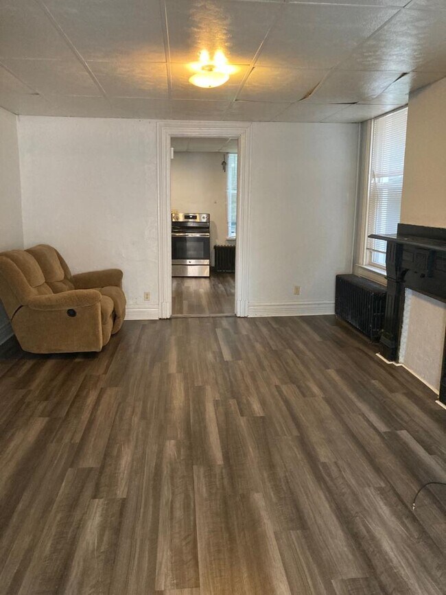 Photo - 3209 Niagara St Unit 1